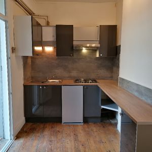 Location Appartement 1 pièce 25m² - Photo 2