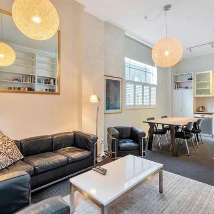 City Charm - Photo 1