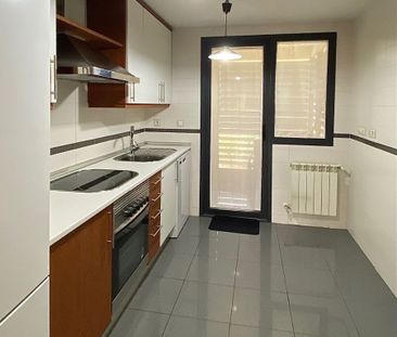 Piso de alquiler en De Los Quiñones, Ensanche - Photo 5