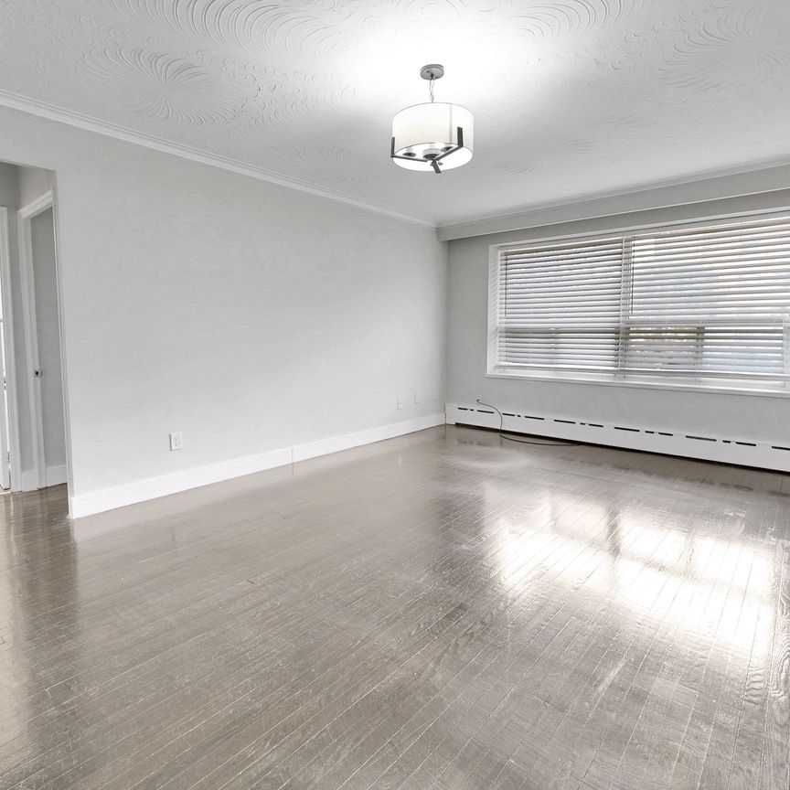 For Lease - 2 Superior Avenue Unit# 5, Toronto, Ontario - Photo 1