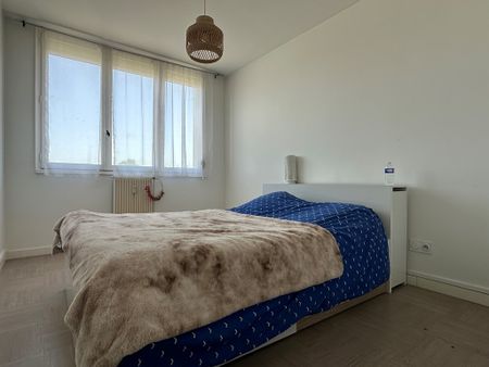 Location Appartement 3 pièces 59m² VILLEFRANCHE SUR SAONE 69400 - Photo 3