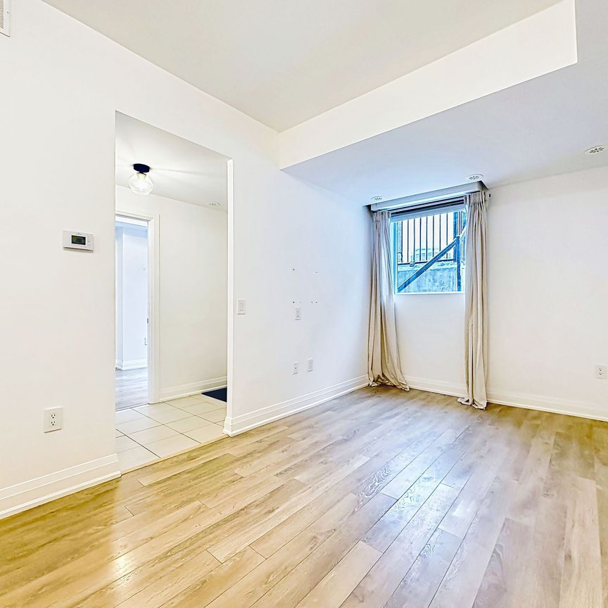 For Lease - 5299 Highway 7 N/A Unit# C801, Vaughan, Ontario - Photo 1