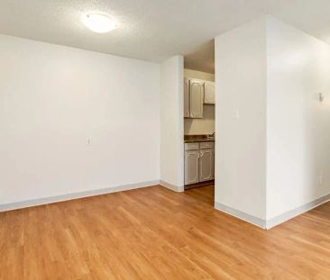 - 1 Bedroom at Sutherland Manor - Photo 1