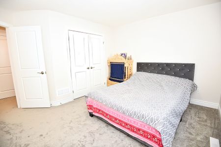 For Lease - 107 Byers Street, London South, Ontario - Photo 3