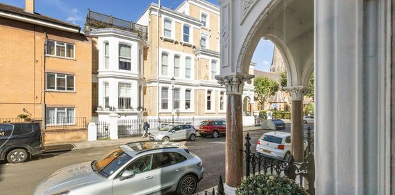 Redcliffe Square - Photo 2