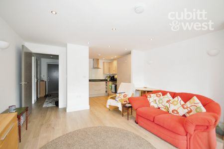 1 bedroom flat to rent - Photo 2
