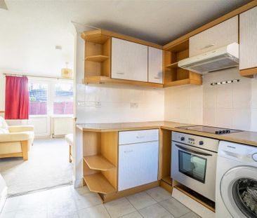 1 bedroom terraced house to rent - Photo 5