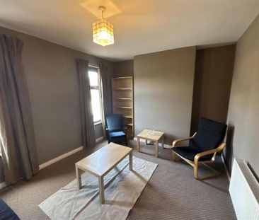 194B Ravenhill Road, Belfast, BT6 8EF - Photo 2