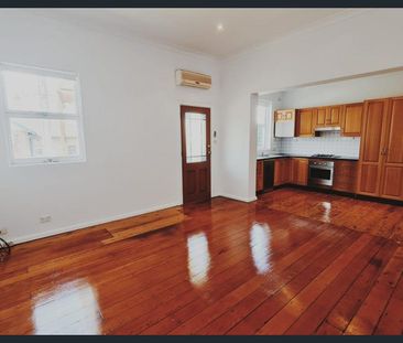 2/9 Queen Street, Ashfield, NSW 2131 - Photo 1