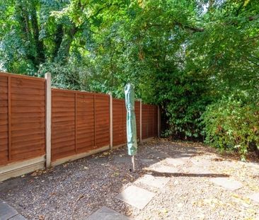 Green Ridges, Headington - Photo 6