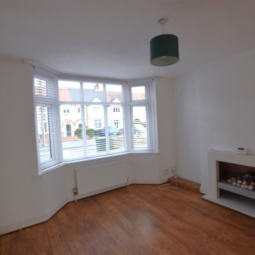 3 bedroom house - end terrace to rent - Photo 1