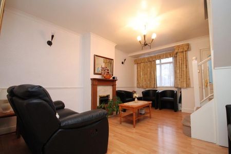 4 bedroom bungalow to rent - Photo 4