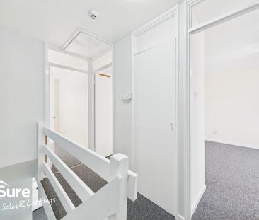 3 bedroom end of terrace house to rent - Photo 5