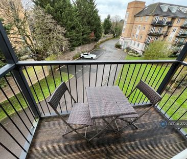 1 bedroom flat to rent - Photo 3