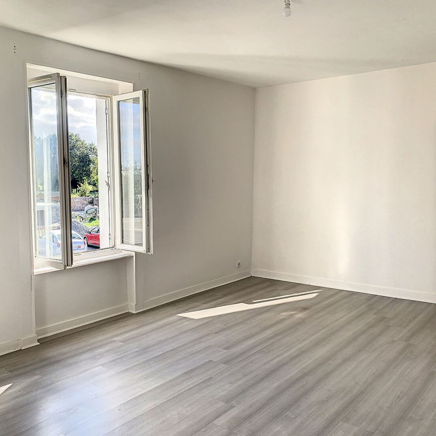 Appartement en centre ville 50170 PONTORSON - Photo 1