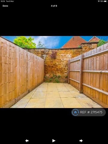 2 bedroom terraced house to rent - Photo 2