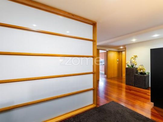 Apartamento T4 - Photo 1