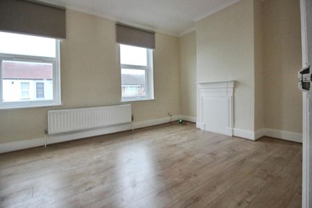 2 bedroom House To Let - Photo 4