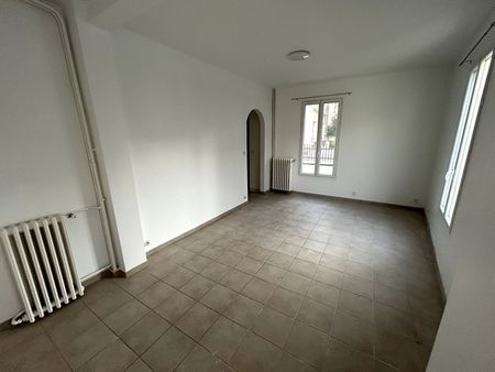 Location maison 5 pièces, 109.66m², Vitry-sur-Seine - Photo 2