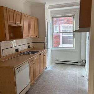 3 ½ à Louer – 950 Avenue Belvédère, App. - Photo 2