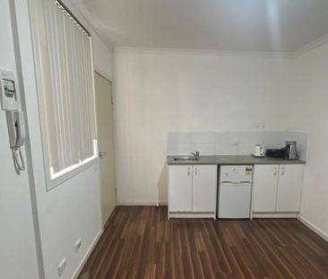 One bedroom studio - Shared accommodation - Photo 3