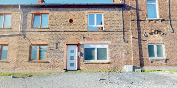 Huis te huur in Haine-Saint-Pierre voor € 770 met 1 slaapkamer - Photo 3
