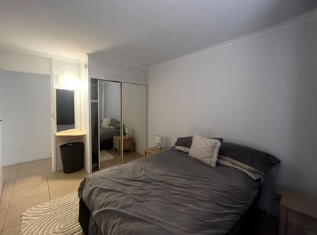 2/19 Leonard Avenue, 4217, Surfers Paradise Qld - Photo 2