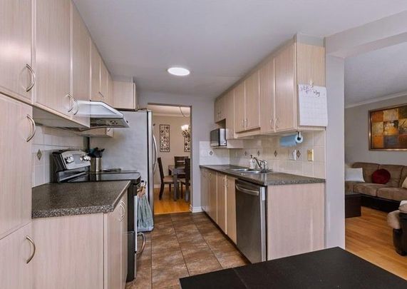 For Lease - 259 Montmorency Way, Orleans - Cumberland and Area, Ontario - Photo 1