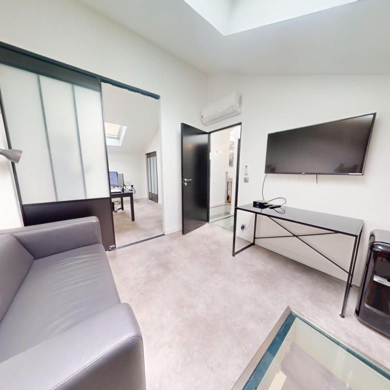 Location Maison 6 pièces 120m² ST MAUR DES FOSSES 94100 - Photo 1