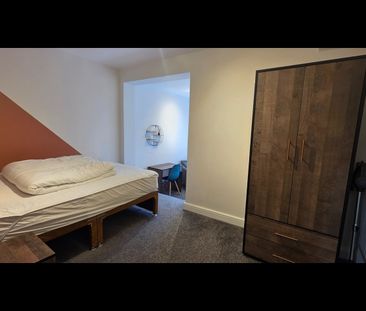 Room in a Shared House, Liscard Road, CH44 - Photo 4