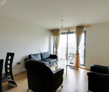 2 bedroom flat to rent - Photo 6