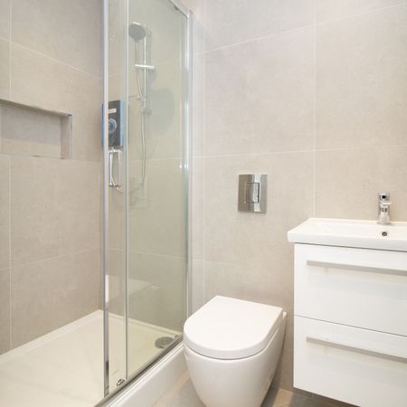 Cheltenham Road, London, SE15 - Photo 4