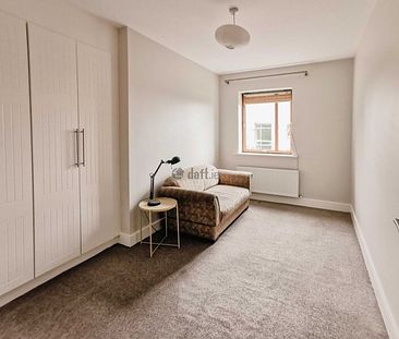 Apartment to rent in Dublin, Stepaside, Belarmine Way - Photo 1