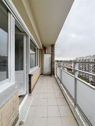 Lumineux studio totalement rénové sur Woluwe-Saint-Pierre - Photo 1