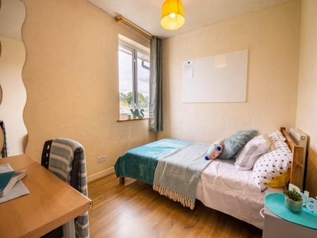 6 bedroom house to rent - Photo 4