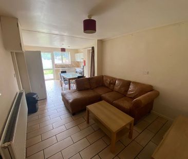 4 Bed Student Accommodation - Photo 4