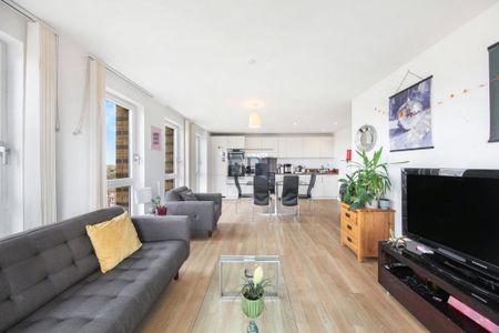 3 bedroom apartment to rent - Photo 3