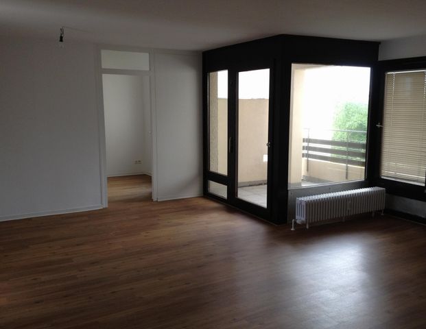 Gemütliche 2-Zimmer Wohnung mit Balkon am Zollberg - Photo 1