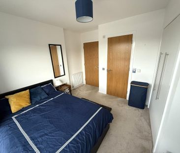 2 bedroom flat to rent - Photo 4