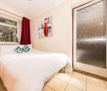 College Road, Canterbury, CT1 - Photo 3