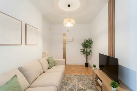 Avenida de la Ciudad de Barcelona, Madrid, Community of Madrid 28007 - Photo 4