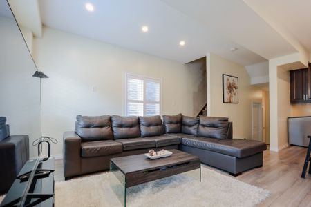 For Lease - 811 Sarnia Road Unit# 62, London North, Ontario - Photo 3