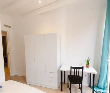 Carrer del Poeta Cabanyes, Barcelona, Catalonia 08004 - Photo 5