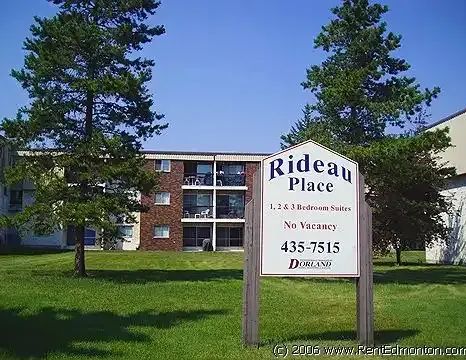 Rideau Place | 10620/10630 42 Avenue, Edmonton - Photo 1