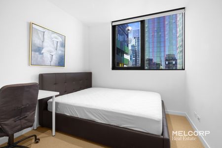 CENTRAL BLISS - FURNISHED APARTMENT - Photo 2