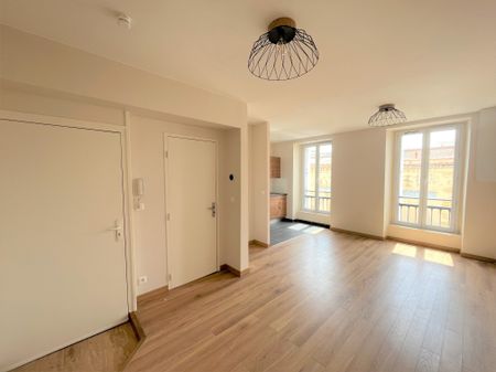 Location Appartement 2 pièces 45m² BORDEAUX 33300 - Photo 3