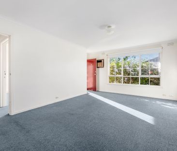 3/182 Weatherall Road, Cheltenham VIC 3192 - Villa For Rent | Domain - Photo 1