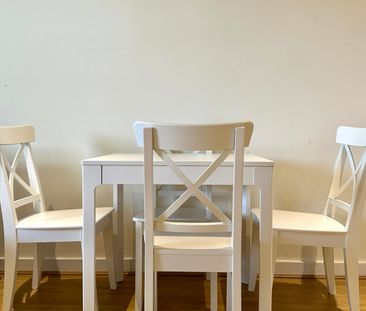 2 Bed Flat, Chapter Way, SW19 - Photo 4