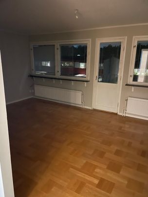 Ringduvegatan, Västerås - Photo 1