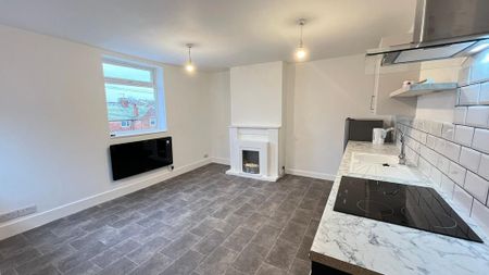 1 bedroom apartment to rent - Photo 2